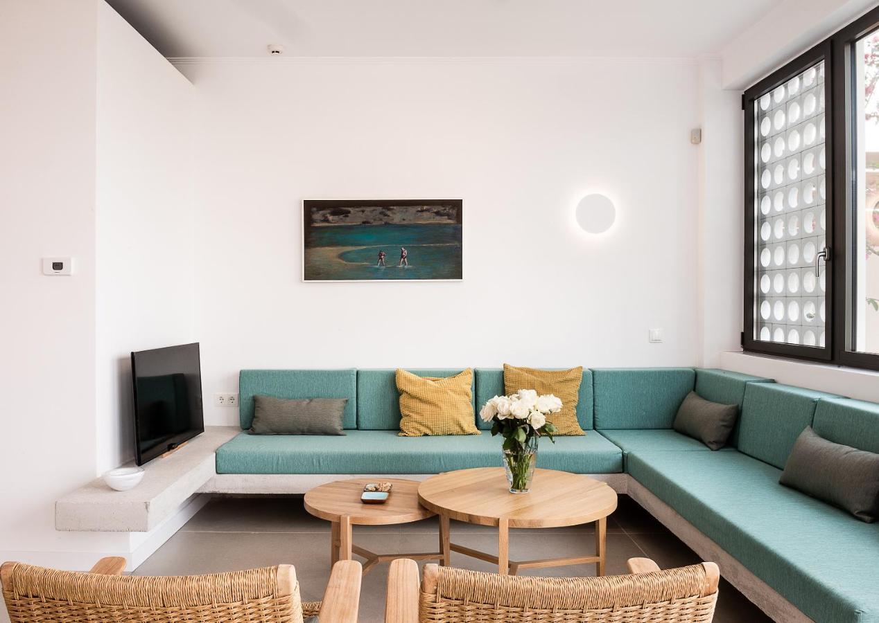 Fos Villa, A Luxe House With Private Heated Pool Galatas  Экстерьер фото